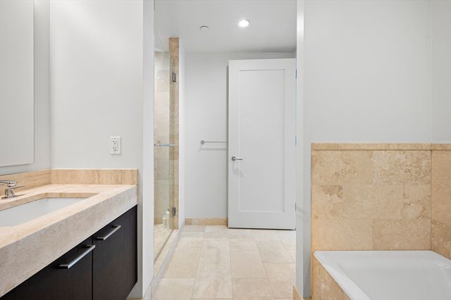 1 Franklin St 1002, Boston, MA 02110