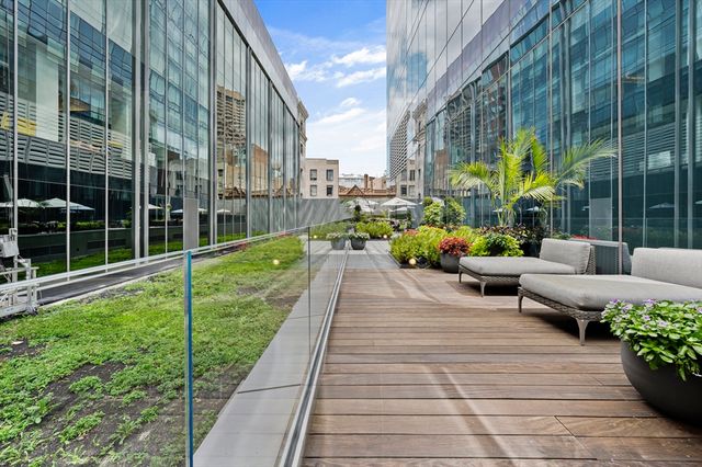 1 Franklin St 1002, Boston, MA 02110