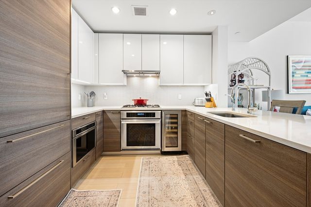 1 Franklin St 1002, Boston, MA 02110