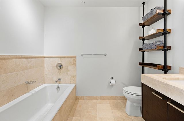 1 Franklin St 1002, Boston, MA 02110