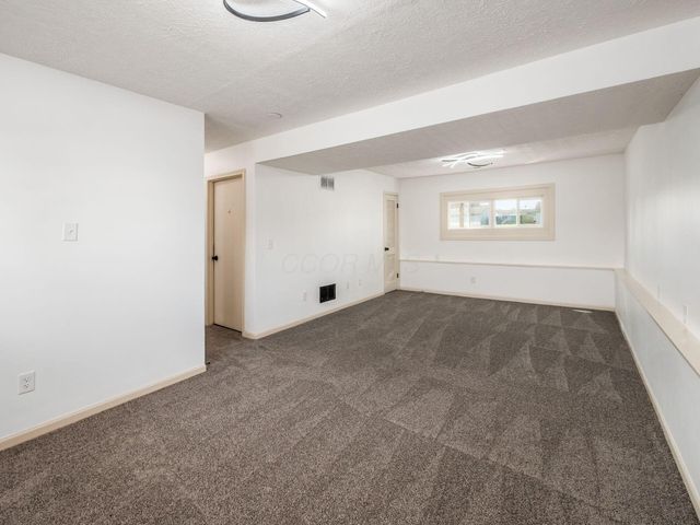 4655 Parkwick Drive, Columbus, OH 43228