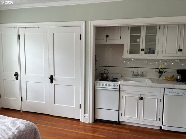 20 Nw 16TH Ave 407, Portland, OR 97209