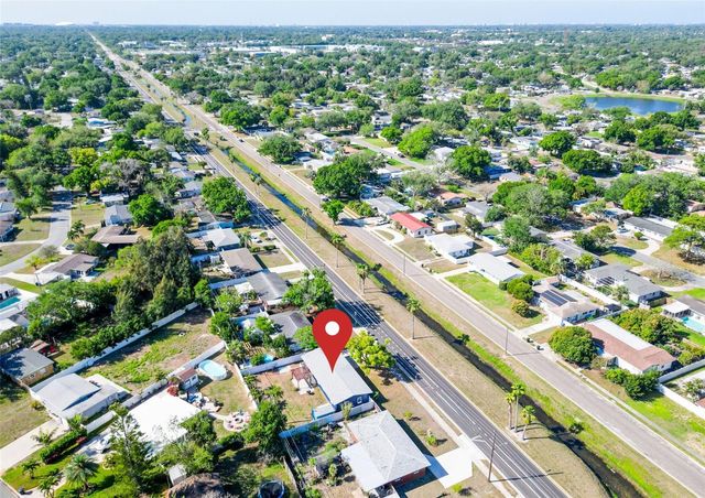 7401 16TH ST N, St Petersburg, FL 33702