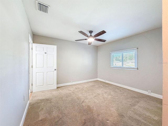 7401 16TH ST N, St Petersburg, FL 33702