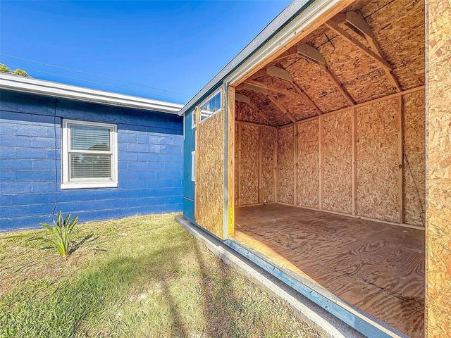 7401 16TH ST N, St Petersburg, FL 33702