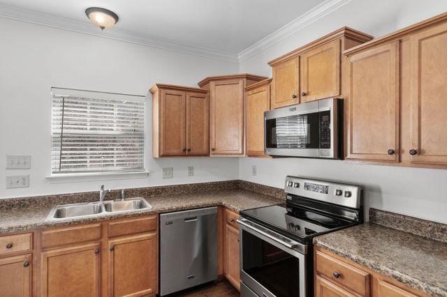 1112 Woodbury Falls Ct, Nashville, TN 37221