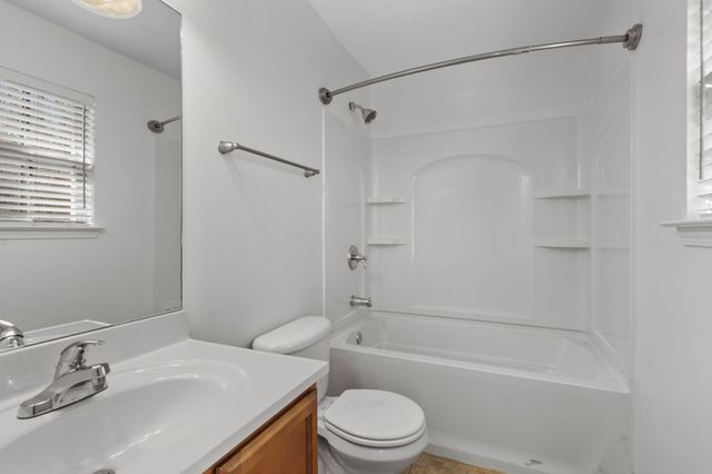 1112 Woodbury Falls Ct, Nashville, TN 37221