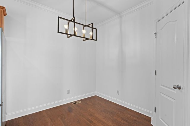 1112 Woodbury Falls Ct, Nashville, TN 37221