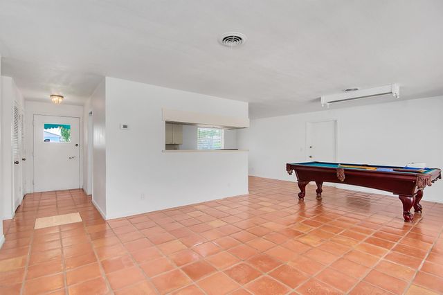 360 Saturn Avenue, Tequesta, FL 33469