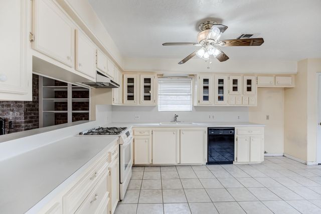 4114 Filmore Lane, Deer Park, TX 77536