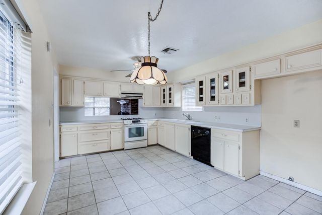 4114 Filmore Lane, Deer Park, TX 77536