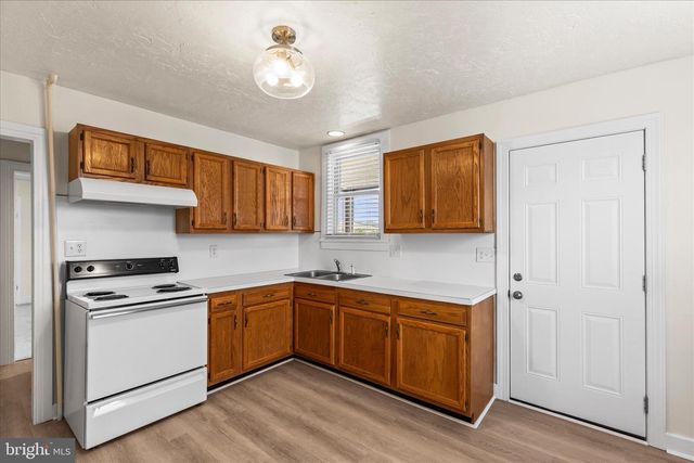 500 N HIGHLAND AVE, York, PA 17404