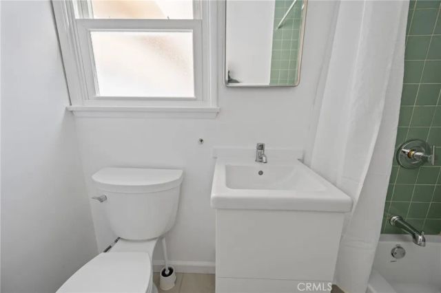 3017 4th, Santa Monica, CA 90405