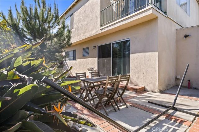 3017 4th, Santa Monica, CA 90405