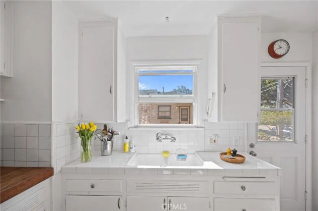 3017 4th, Santa Monica, CA 90405