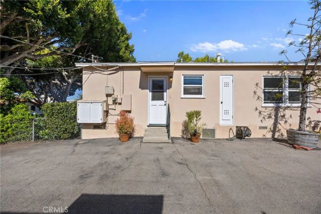 3017 4th, Santa Monica, CA 90405