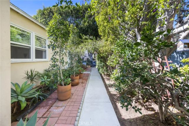3017 4th, Santa Monica, CA 90405