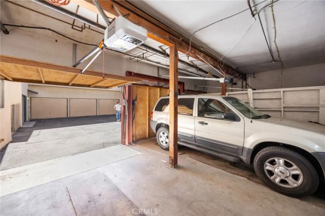 3017 4th, Santa Monica, CA 90405