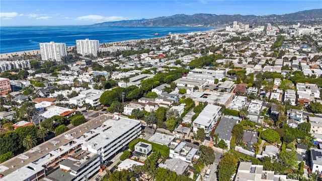 3017 4th, Santa Monica, CA 90405