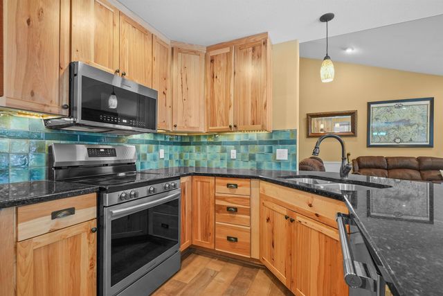 180 Hunters Ridge, Cadillac, MI 49601