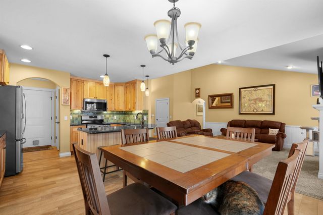 180 Hunters Ridge, Cadillac, MI 49601