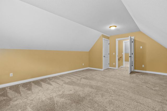 180 Hunters Ridge, Cadillac, MI 49601