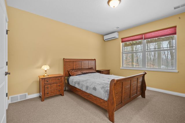 180 Hunters Ridge, Cadillac, MI 49601