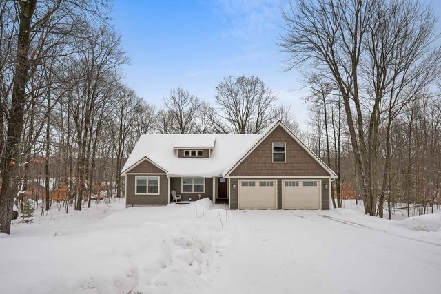 180 Hunters Ridge, Cadillac, MI 49601