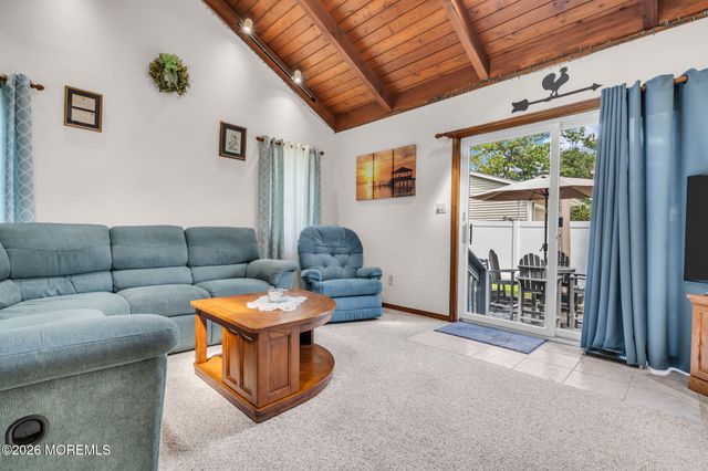 316 Anchor Avenue, Beachwood, NJ 08722