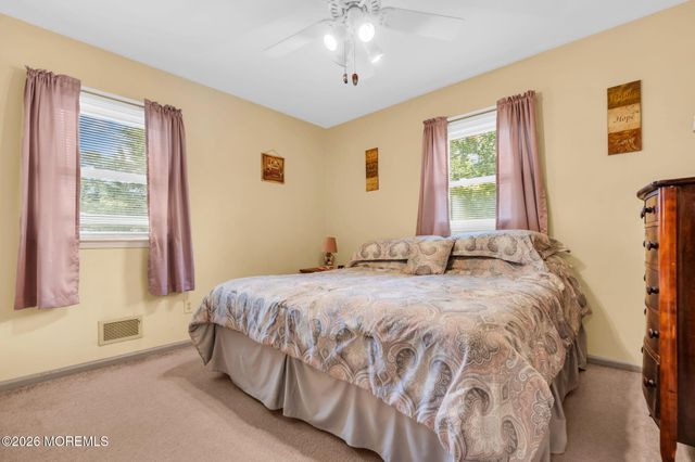 316 Anchor Avenue, Beachwood, NJ 08722
