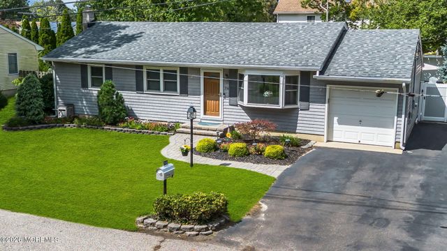 316 Anchor Avenue, Beachwood, NJ 08722