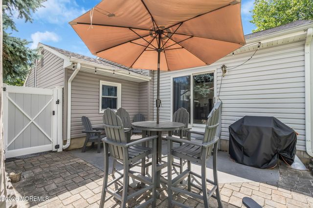 316 Anchor Avenue, Beachwood, NJ 08722