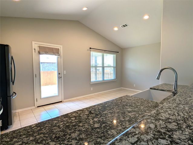 8702 S 254th East Avenue, Broken Arrow, OK 74014