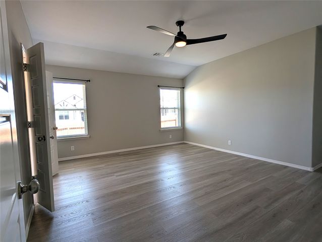 8702 S 254th East Avenue, Broken Arrow, OK 74014