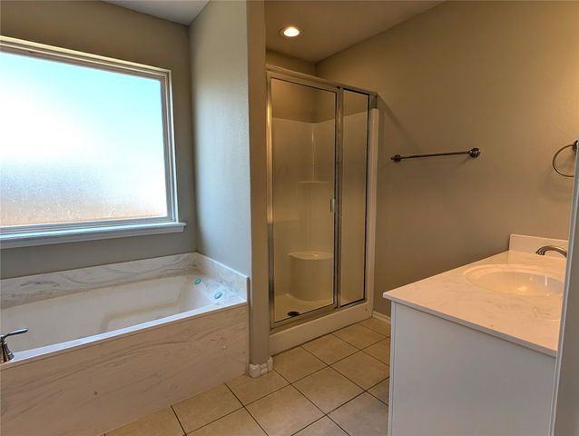 8702 S 254th East Avenue, Broken Arrow, OK 74014