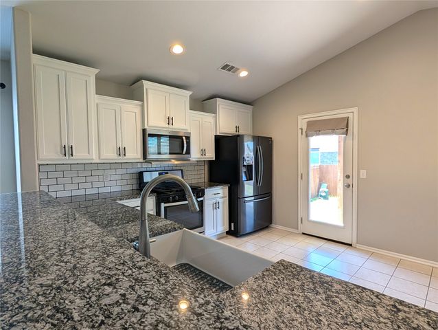 8702 S 254th East Avenue, Broken Arrow, OK 74014
