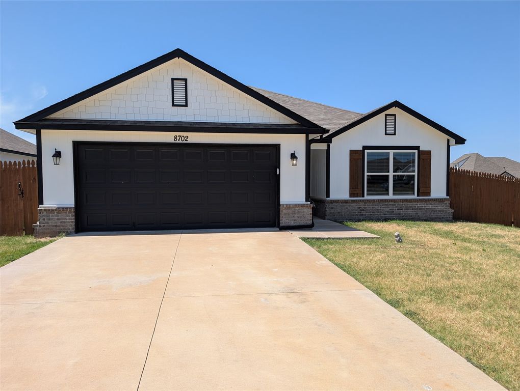 8702 S 254th East Avenue, Broken Arrow, OK 74014