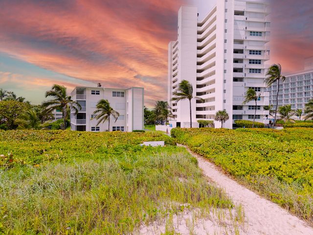 3600 N Ocean Drive 421, Singer Island, FL 33404