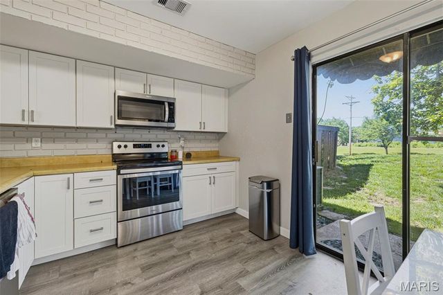 1044 Humber Circle, Unincorporated, MO 63129