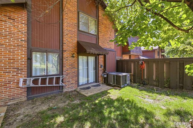 1044 Humber Circle, Unincorporated, MO 63129