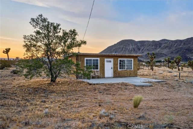 59773 Applegate Way, Landers, CA 92285
