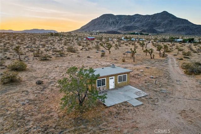 59773 Applegate Way, Landers, CA 92285