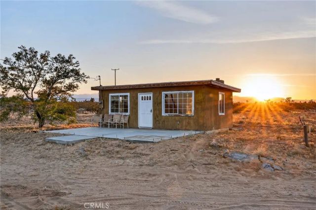 59773 Applegate Way, Landers, CA 92285