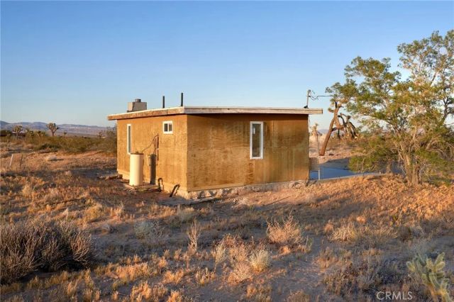 59773 Applegate Way, Landers, CA 92285