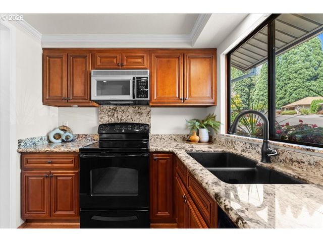 15565 Sw 109TH Ave, Portland, OR 97224