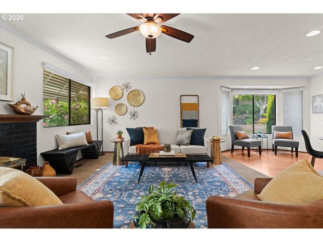 15565 Sw 109TH Ave, Portland, OR 97224