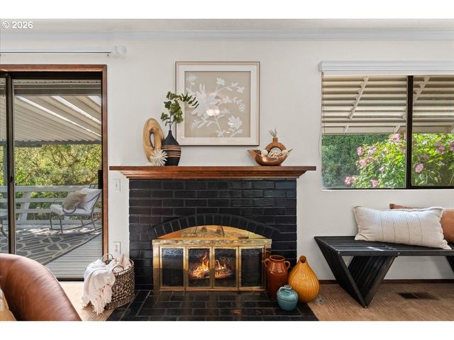 15565 Sw 109TH Ave, Portland, OR 97224