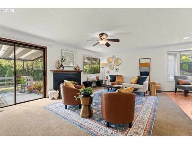 15565 Sw 109TH Ave, Portland, OR 97224