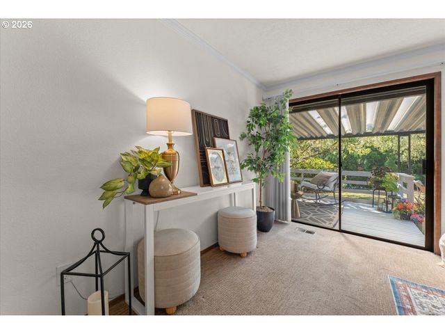 15565 Sw 109TH Ave, Portland, OR 97224