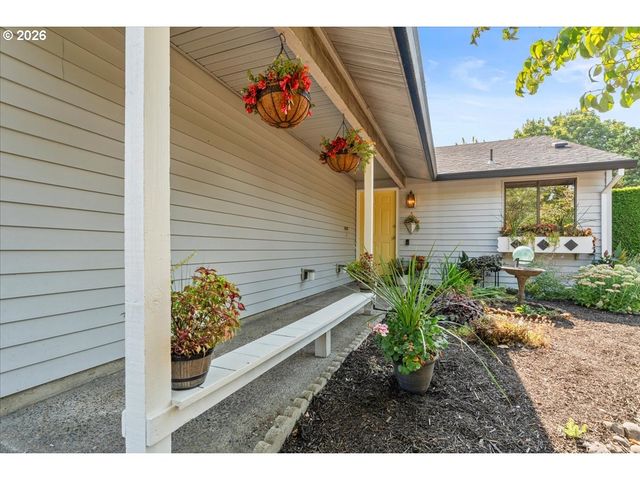15565 Sw 109TH Ave, Portland, OR 97224